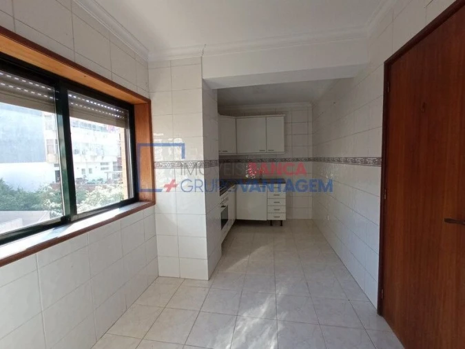 Apartamento T2 para Venda em Rio Tinto Foto 6