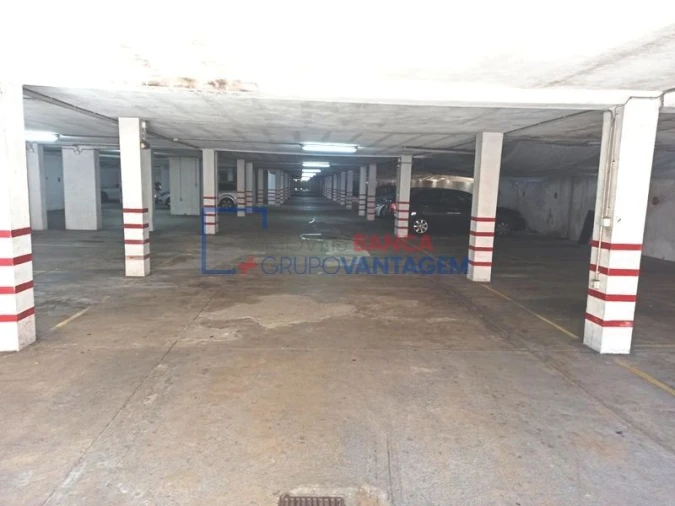 Negócio para Venda em Fânzeres e São Pedro da Cova Foto 1