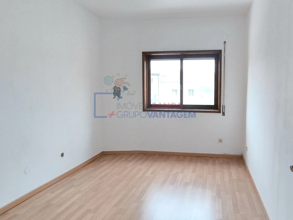 Apartamento T2 para Venda em Rio Tinto Foto 12