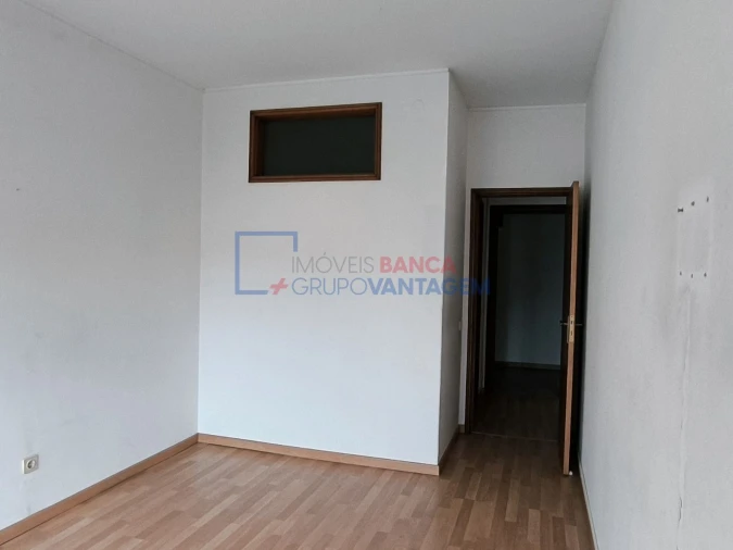 Apartamento T2 para Venda em Rio Tinto Foto 9