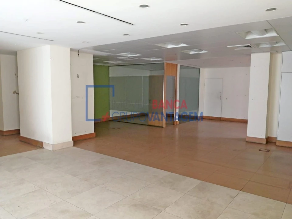 Loja para Venda em Cortegaça Foto 4