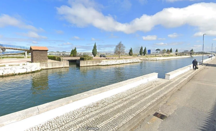Moradia T3 para Venda em Glória e Vera Cruz Foto 3