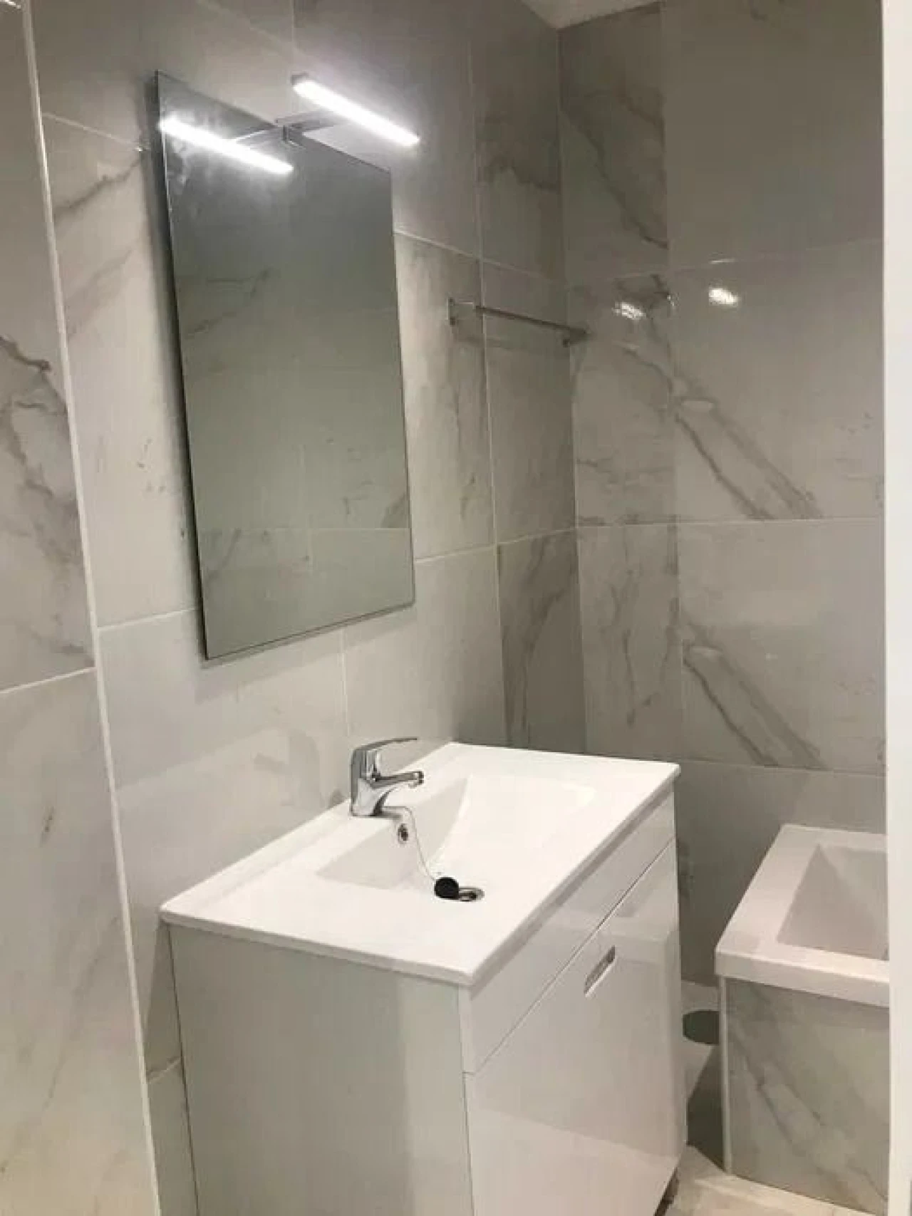 Apartamento T4 para Arrendamento em Ramalde Foto 10