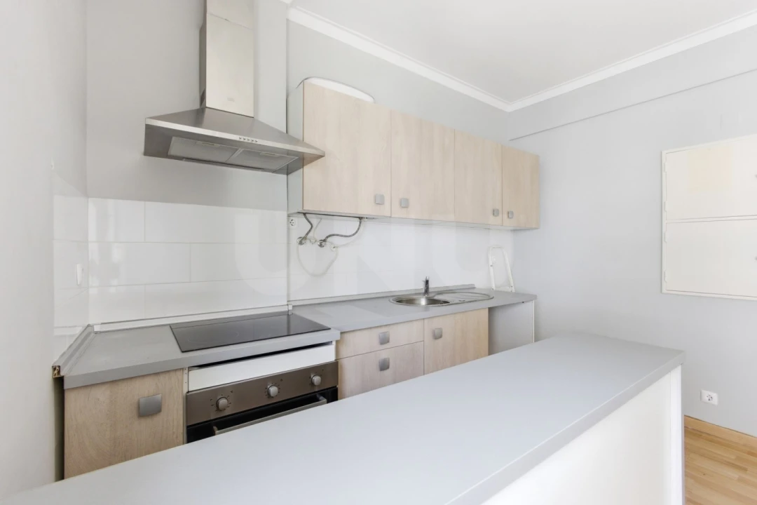 Apartamento T1 para Venda em Cacém e São Marcos Foto 6