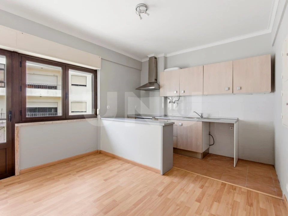 Apartamento T1 para Venda em Cacém e São Marcos Foto 3