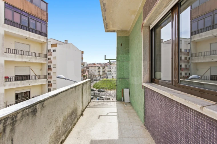 Apartamento T1 para Venda em Cacém e São Marcos Foto 15