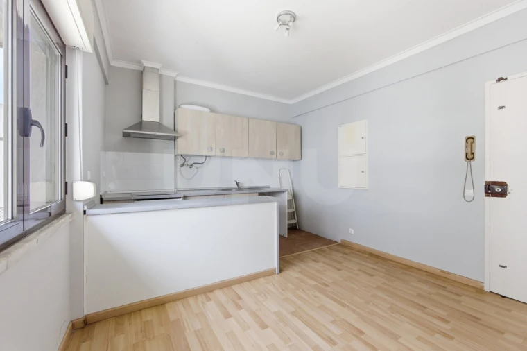 Apartamento T1 para Venda em Cacém e São Marcos Foto 7