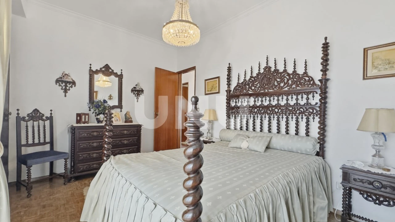 Apartamento T4 para Venda em Vila Franca de Xira Foto 18