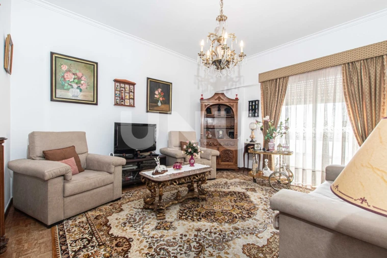 Apartamento T4 para Venda em Vila Franca de Xira Foto 3