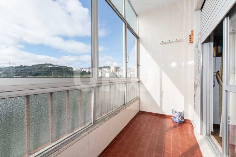 Apartamento T4 para Venda em Vila Franca de Xira Foto 7