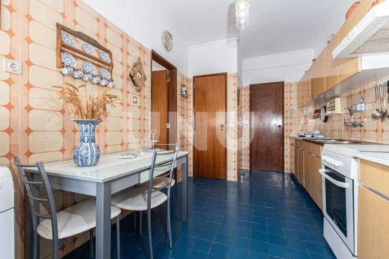 Apartamento T4 para Venda em Vila Franca de Xira Foto 11