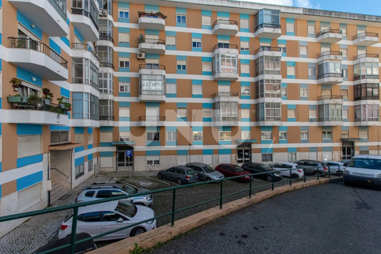 Apartamento T4 para Venda em Vila Franca de Xira Foto 27