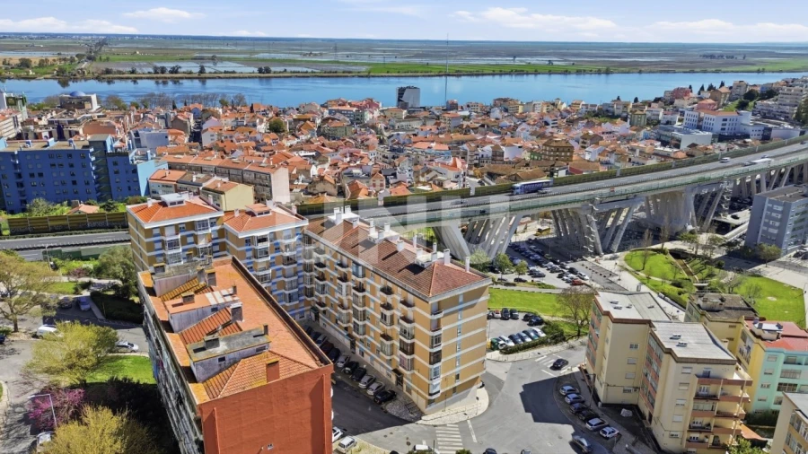 Apartamento T4 para Venda em Vila Franca de Xira Foto 34