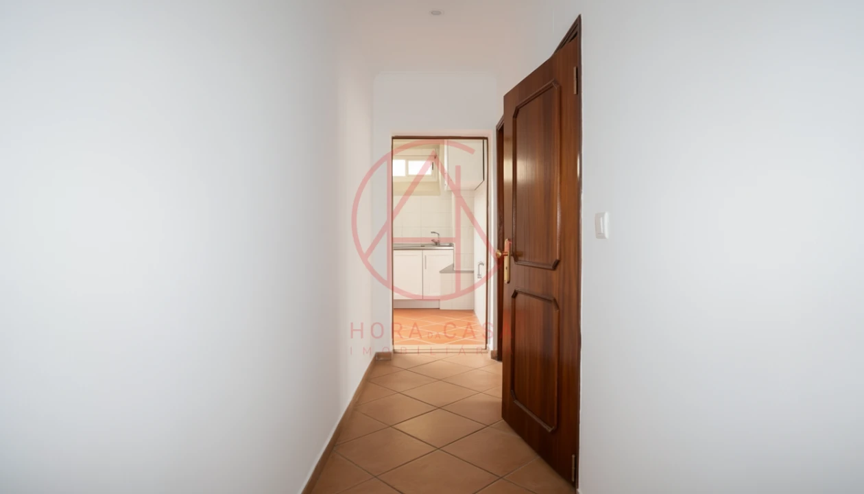 Apartamento T1 para Venda em Alto do Seixalinho, Santo André e Verderena Foto 3