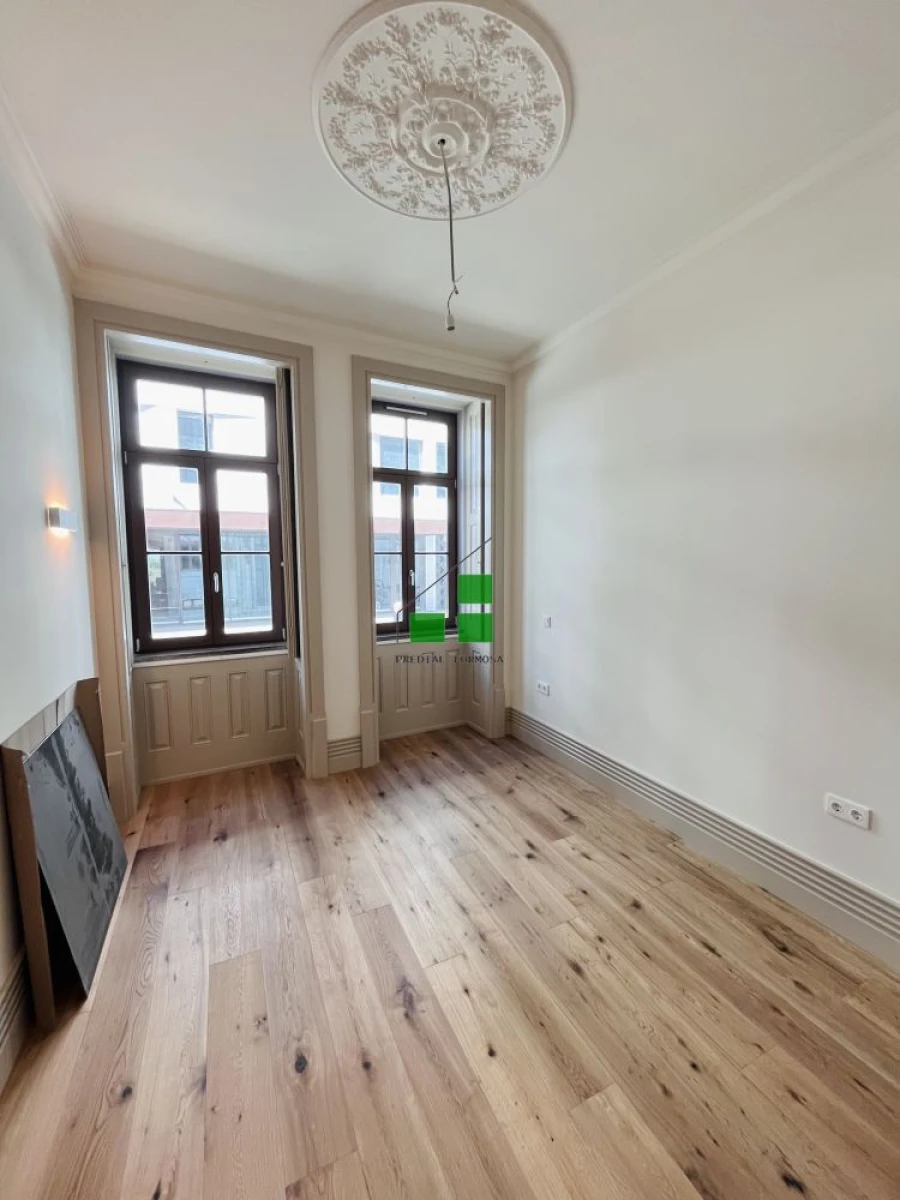 Apartamento T0 para Venda em Cedofeita, Santo Ildefonso, Sé, Miragaia, São Nicolau e Vitória Foto 17