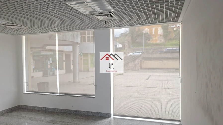 Loja para Venda em Miranda do Corvo Foto 21