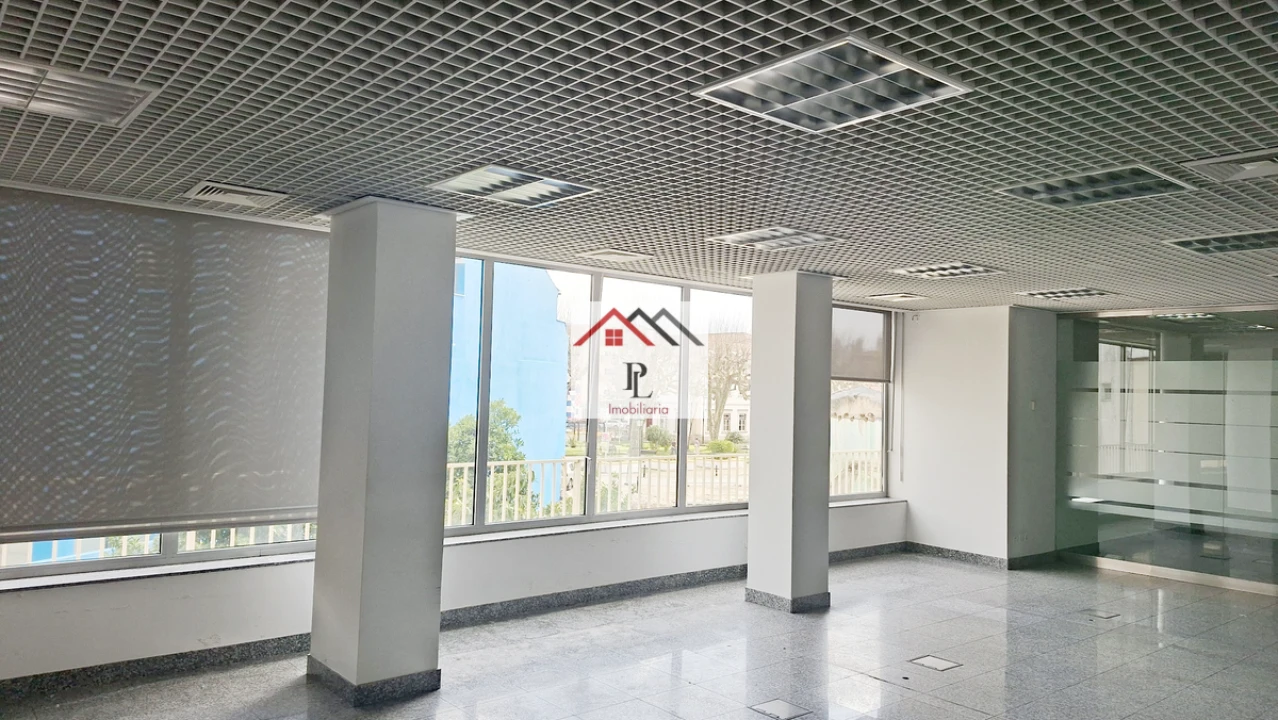 Loja para Venda em Miranda do Corvo Foto 4