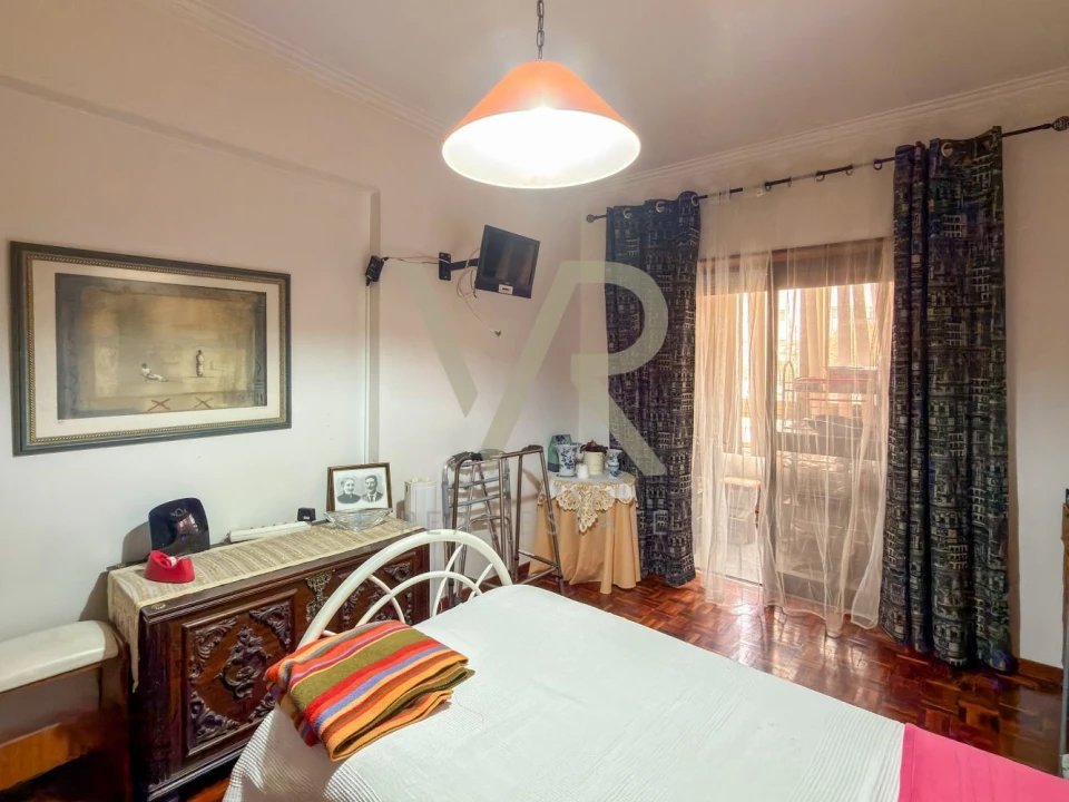 Apartamento T3 para Venda em Massamá e Monte Abraão Foto 15