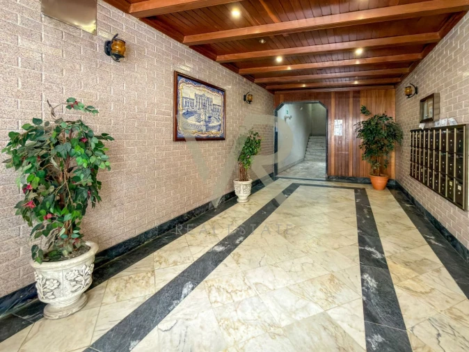 Apartamento T3 para Venda em Massamá e Monte Abraão Foto 28