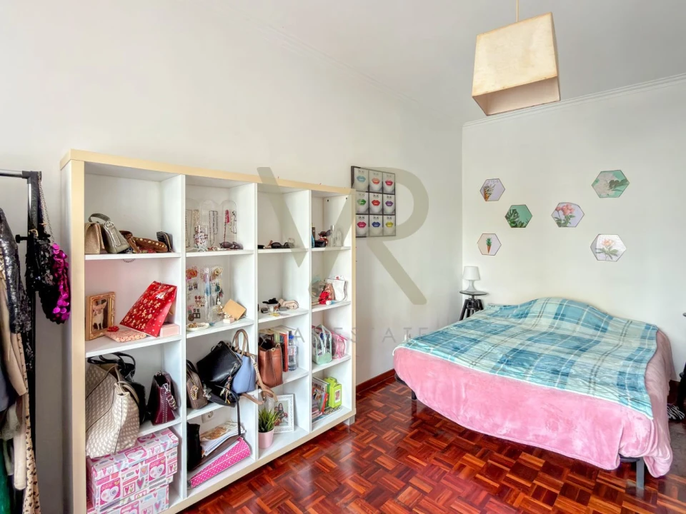 Apartamento T3 para Venda em Massamá e Monte Abraão Foto 8