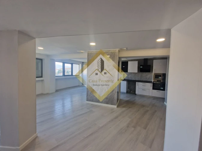 Apartamento T4 para Venda em São Vicente (Braga) Foto 1