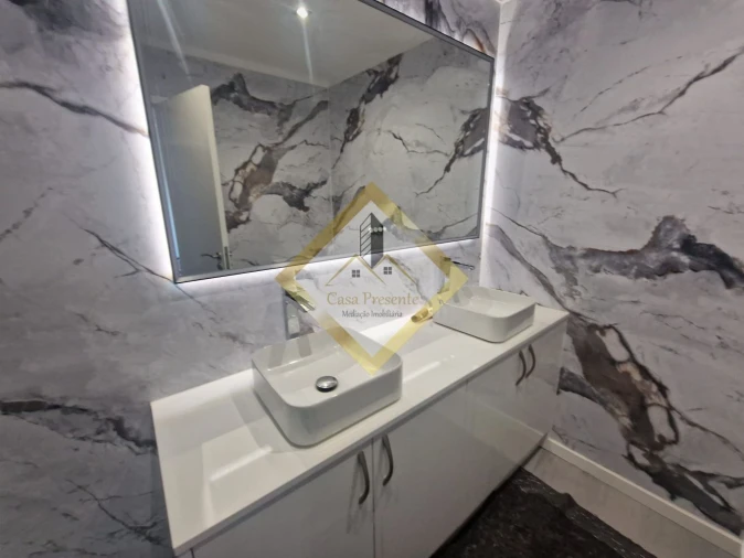 Apartamento T4 para Venda em São Vicente (Braga) Foto 8