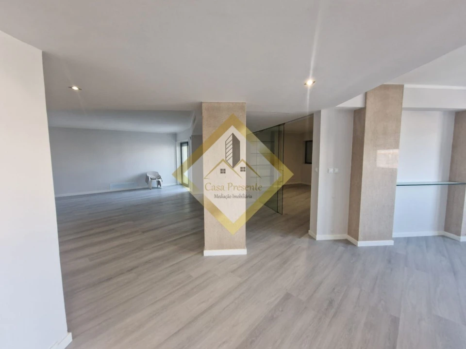 Apartamento T4 para Venda em São Vicente (Braga) Foto 3