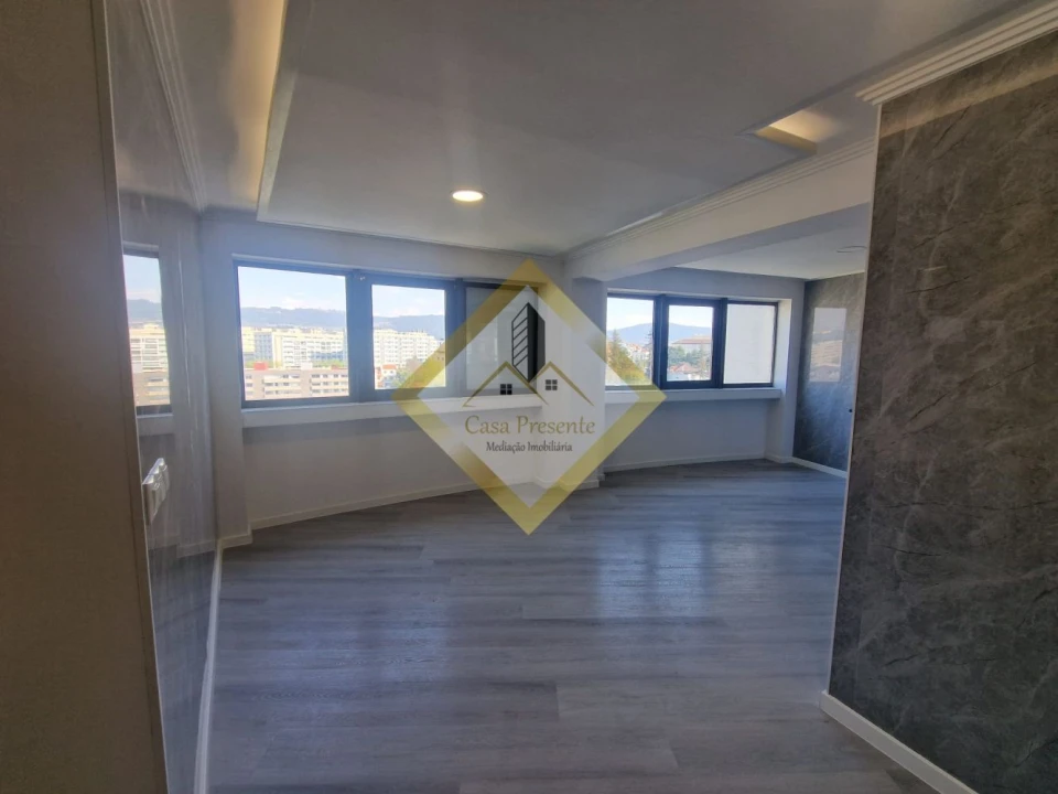 Apartamento T4 para Venda em São Vicente (Braga) Foto 2