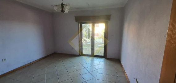 Moradia T3 para Venda em Alijo