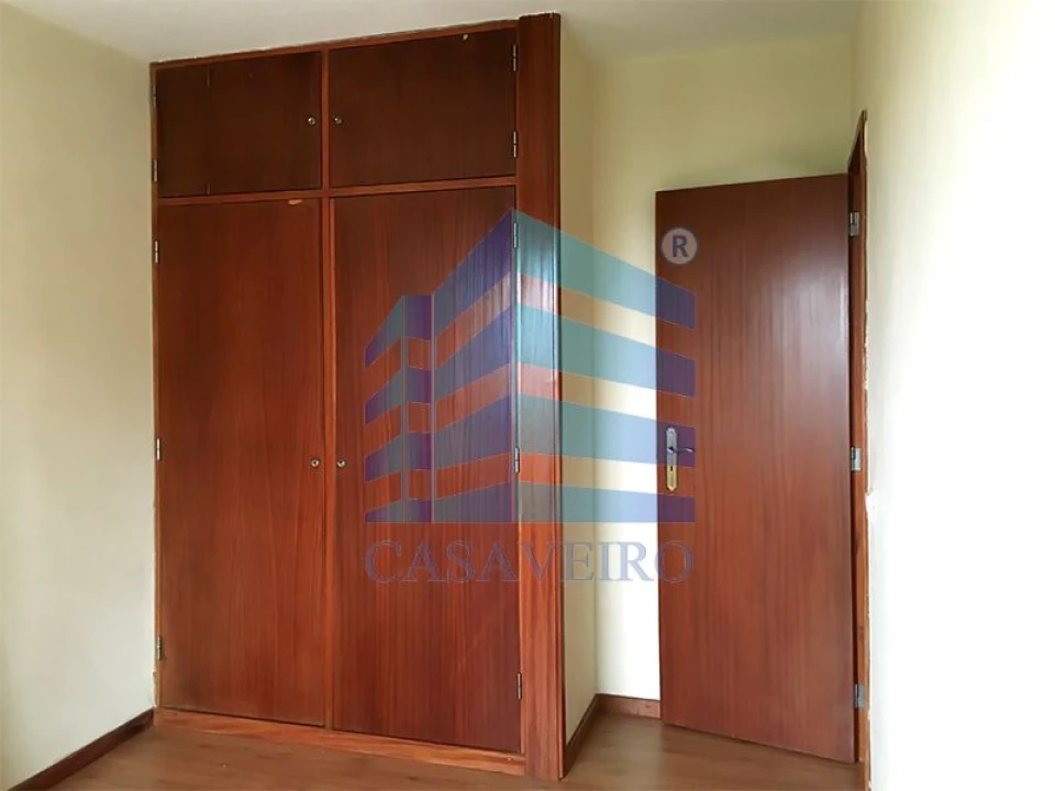 Apartamento T2 para Venda em Esgueira Foto 3