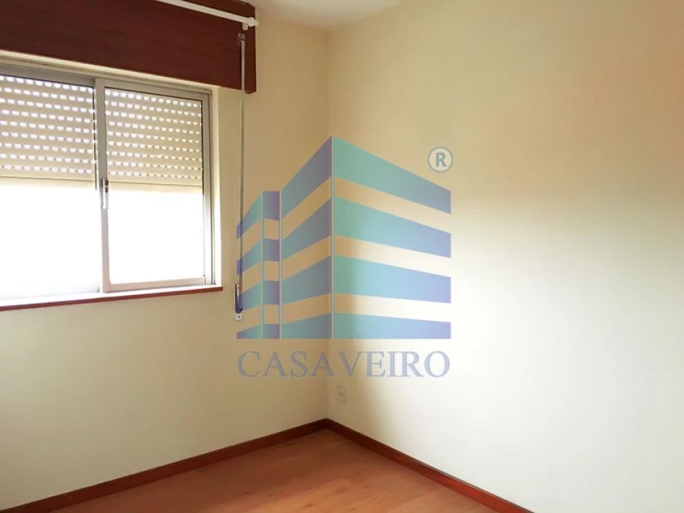 Apartamento T2 para Venda em Esgueira Foto 5