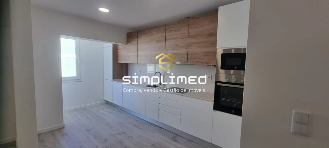 Apartamento T2 para Venda em Alto do Seixalinho, Santo André e Verderena Foto 3