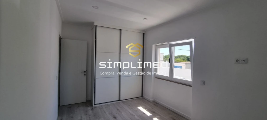 Apartamento T2 para Venda em Alto do Seixalinho, Santo André e Verderena Foto 8