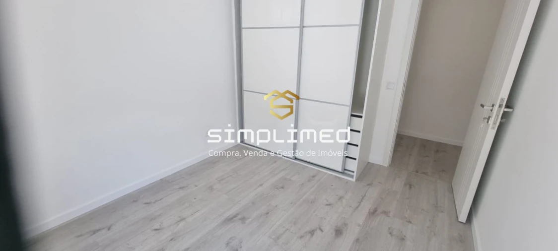 Apartamento T2 para Venda em Alto do Seixalinho, Santo André e Verderena Foto 13