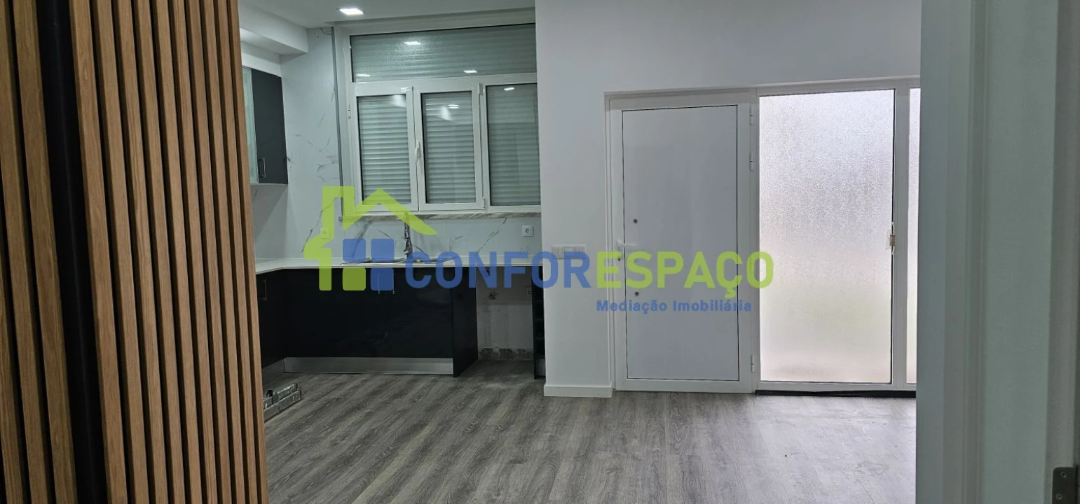 Apartamento T1 para Venda em Castelo Branco Foto 3
