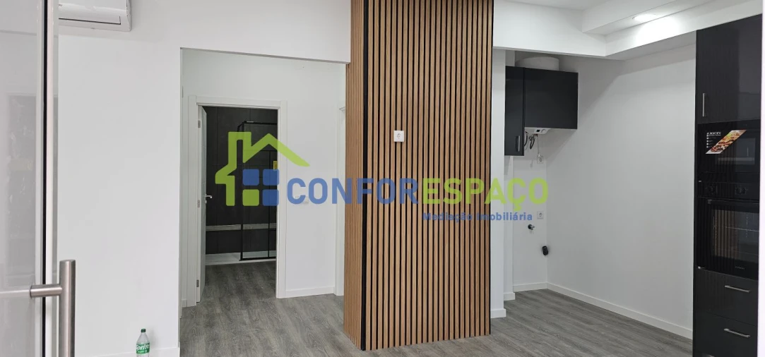 Apartamento T1 para Venda em Castelo Branco Foto 6