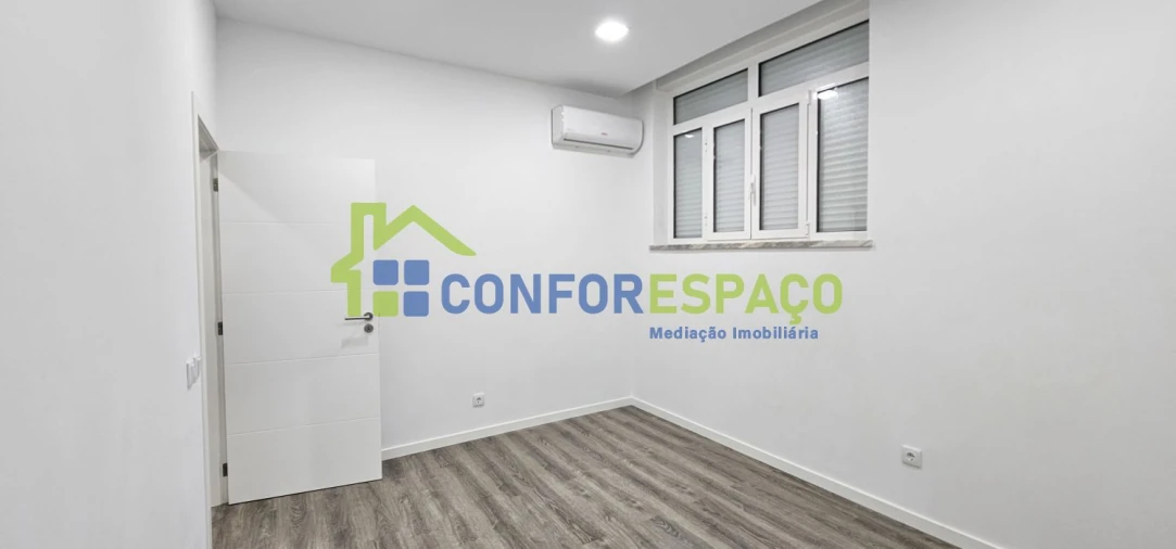 Apartamento T1 para Venda em Castelo Branco Foto 9