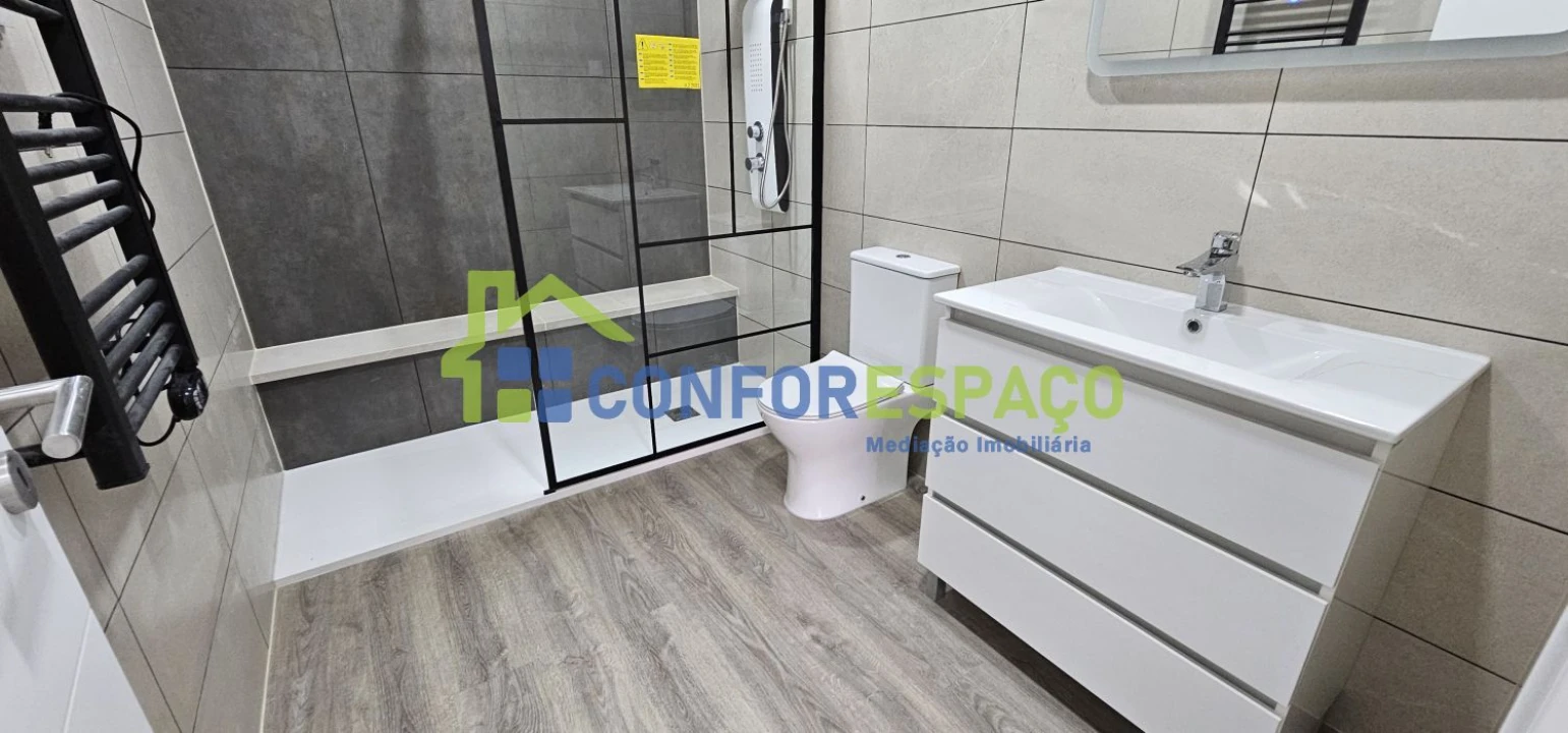 Apartamento T1 para Venda em Castelo Branco Foto 11
