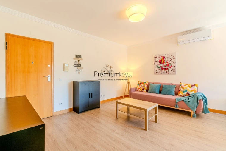 Apartamento T1 para Venda em Albufeira e Olhos de Água Foto 11