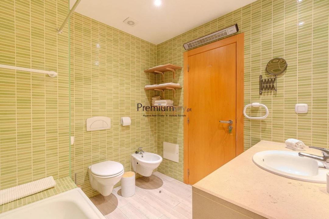 Apartamento T1 para Venda em Albufeira e Olhos de Água Foto 10