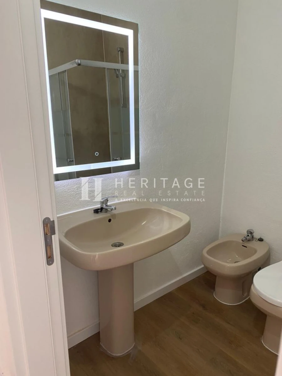 Apartamento T1 para Venda em Alto do Seixalinho, Santo André e Verderena Foto 10