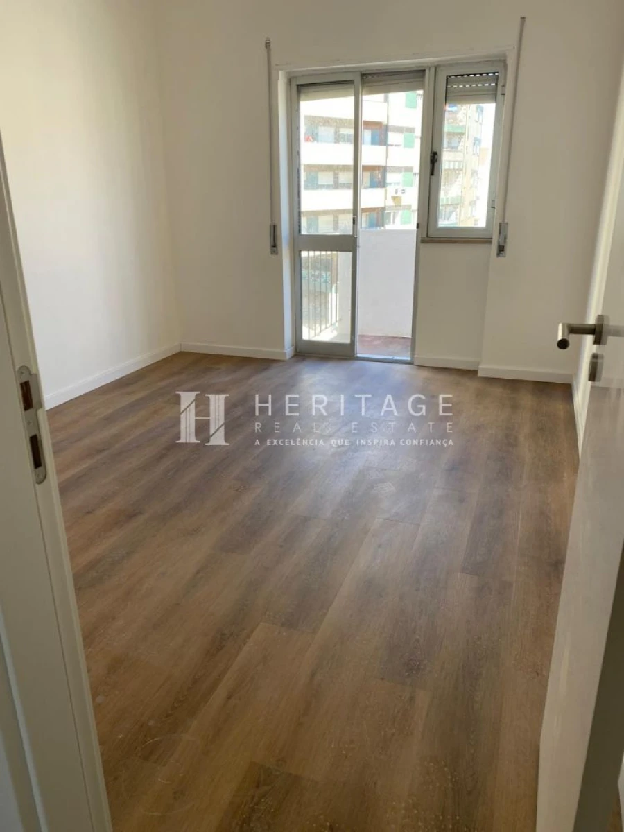 Apartamento T1 para Venda em Alto do Seixalinho, Santo André e Verderena Foto 9