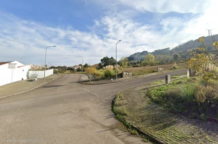 Terreno para Venda em Maxial e Monte Redondo Foto 12