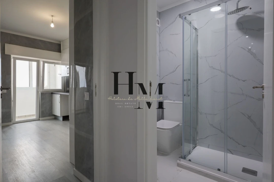 Apartamento T2 para Venda em Quarteira Foto 21