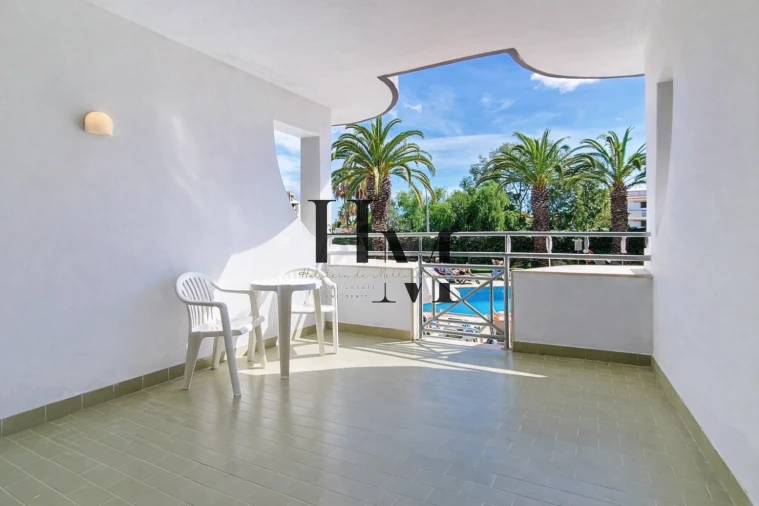 Apartamento T0 para Venda em Albufeira e Olhos de Água Foto 12