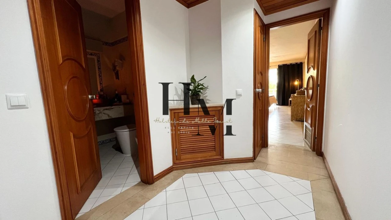 Apartamento T0 para Venda em Albufeira e Olhos de Água Foto 10