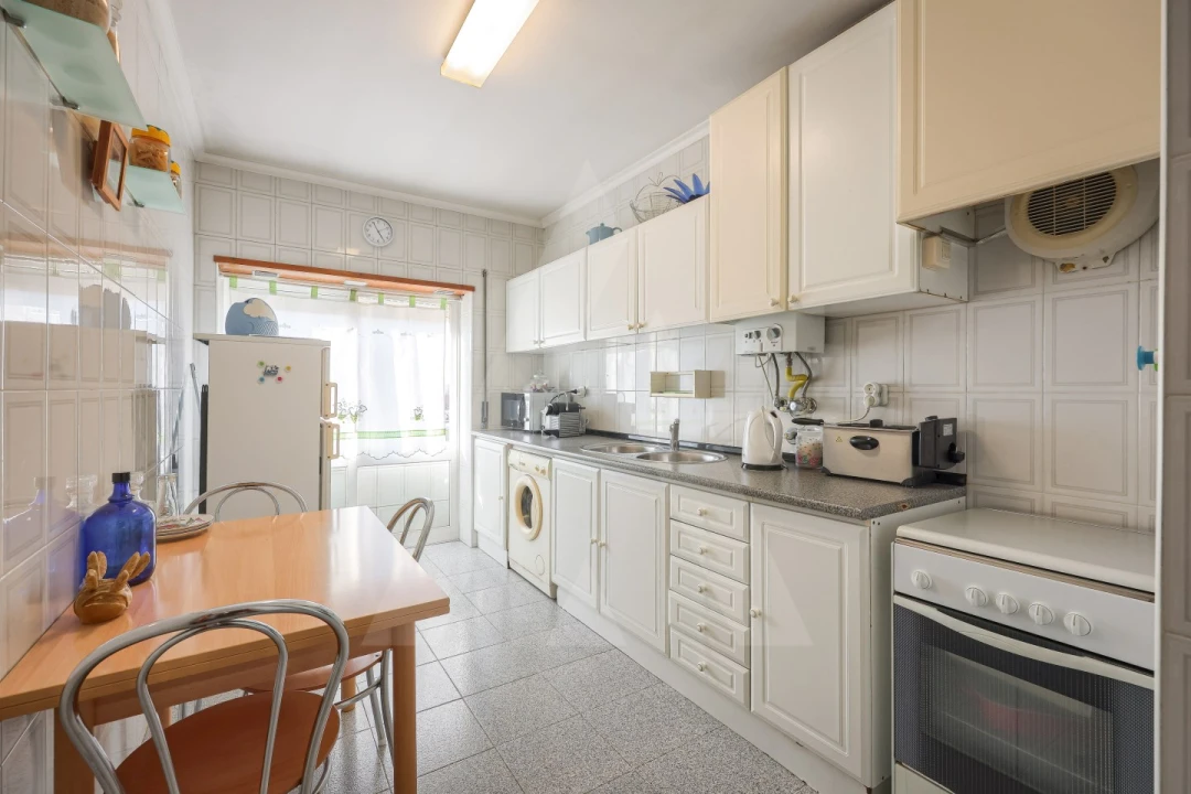 Apartamento T3 para Venda em Esgueira Foto 6