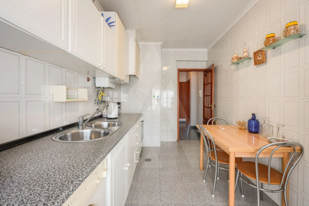 Apartamento T3 para Venda em Esgueira Foto 7