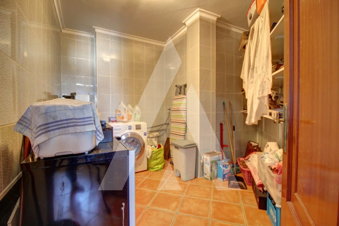 Apartamento T4 para Venda em Oiã Foto 5