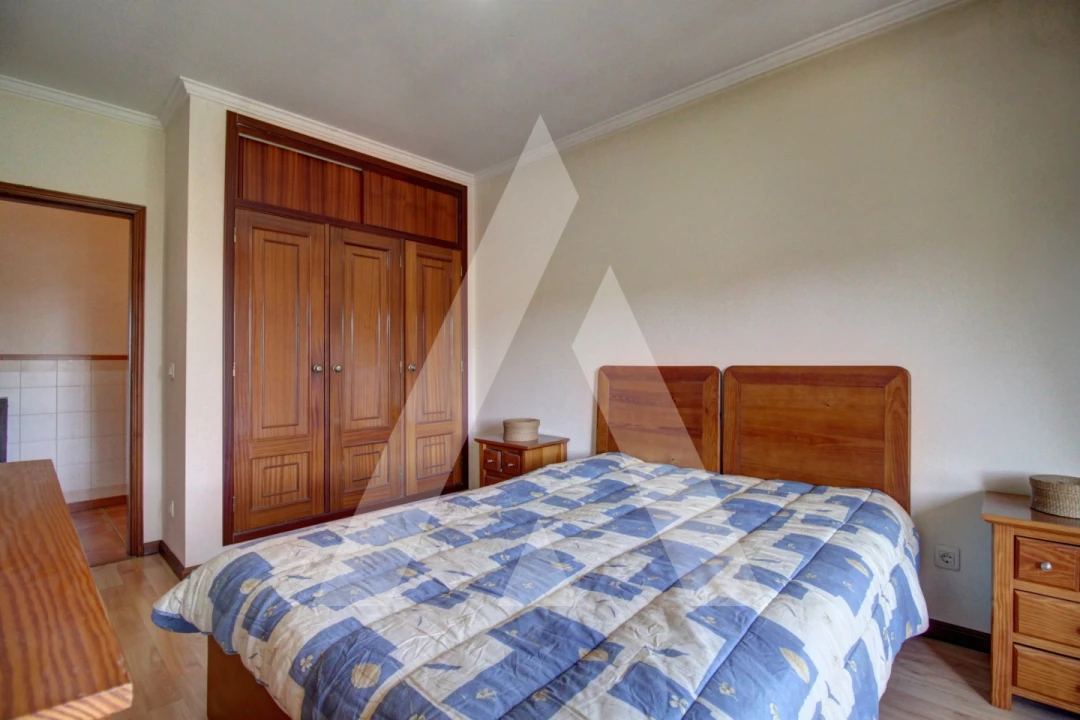 Apartamento T4 para Venda em Oiã Foto 18
